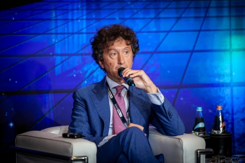 Forum25.G1_low (81) (Large)